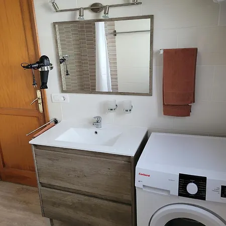Apartment 25